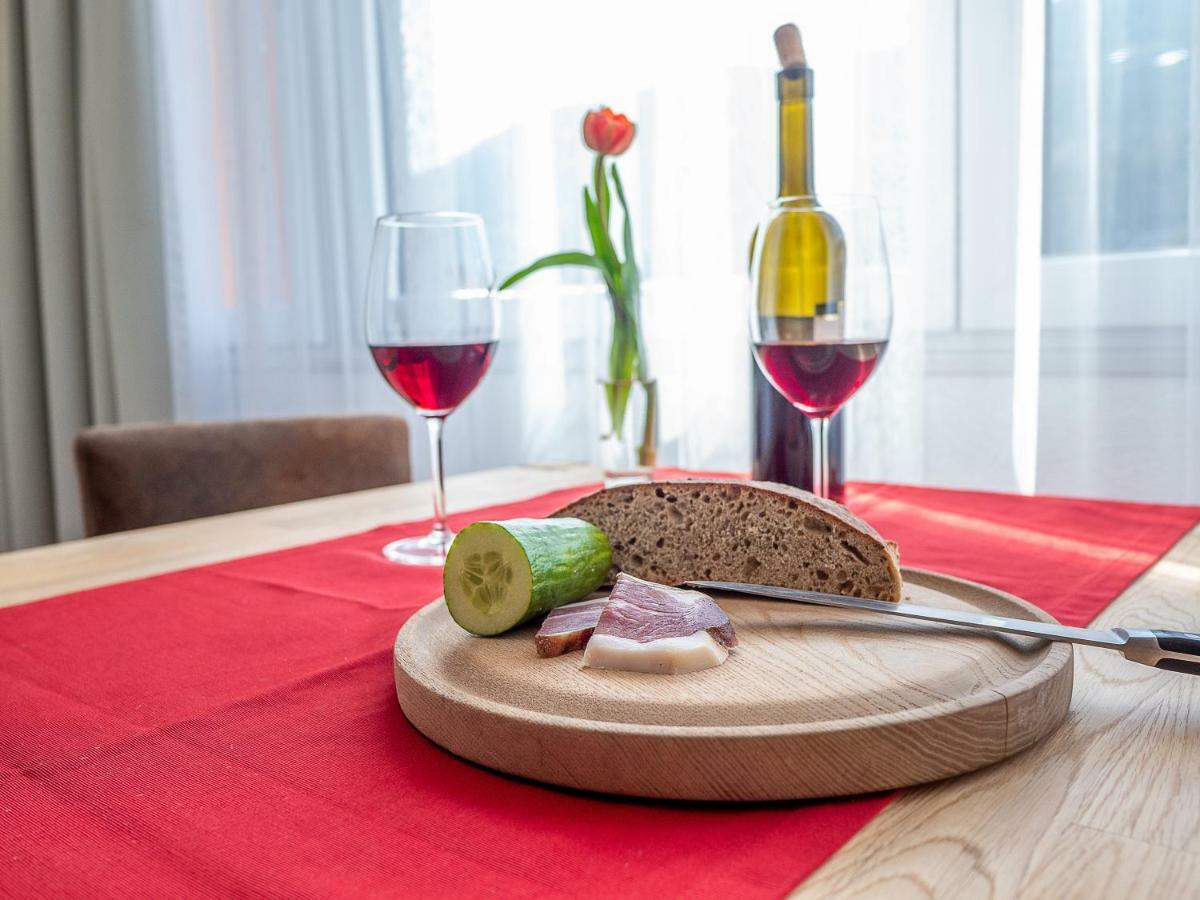 Der Brueckenwirt Aparthotel ไฮน์เฟลส์ ภายนอก รูปภาพ